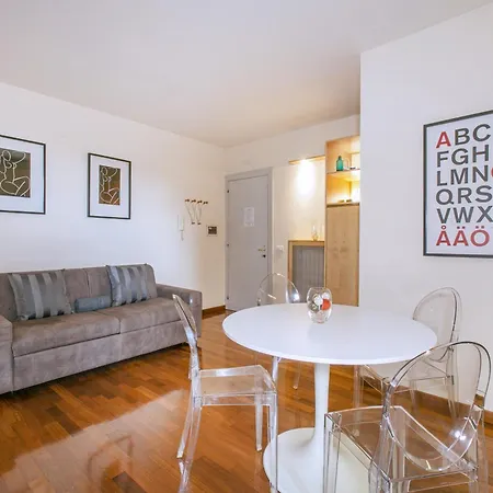 Appartement Via Vittoria Rome