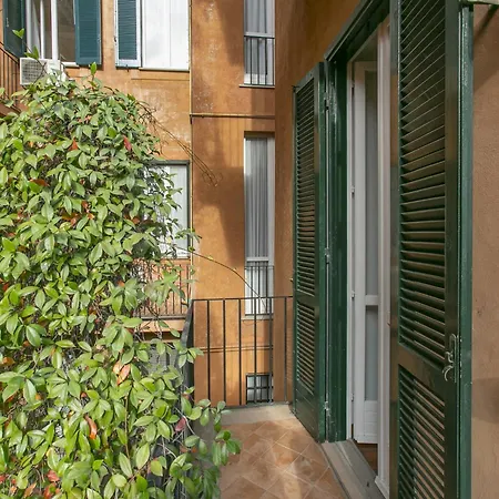 Via Vittoria * Rome