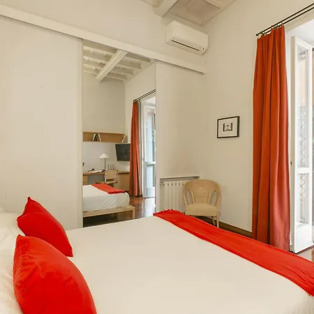 Appartement Via Vittoria Rome
