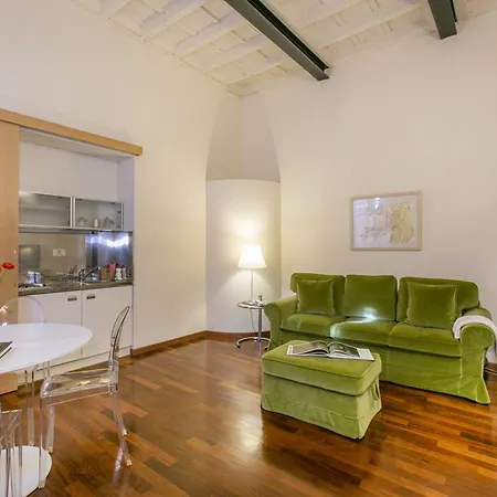 Via Vittoria 아파트