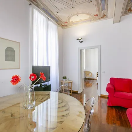 Via Vittoria 아파트 *